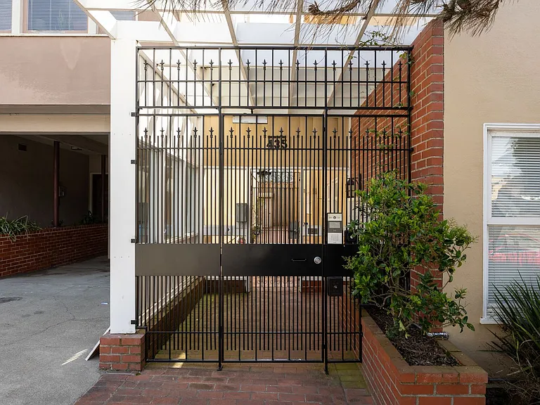435 Euclid Ave #386R — Photo 4