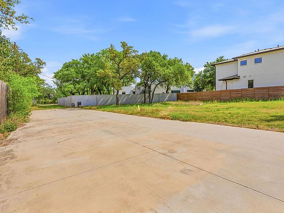 5th image of 5 Allen Rd #A