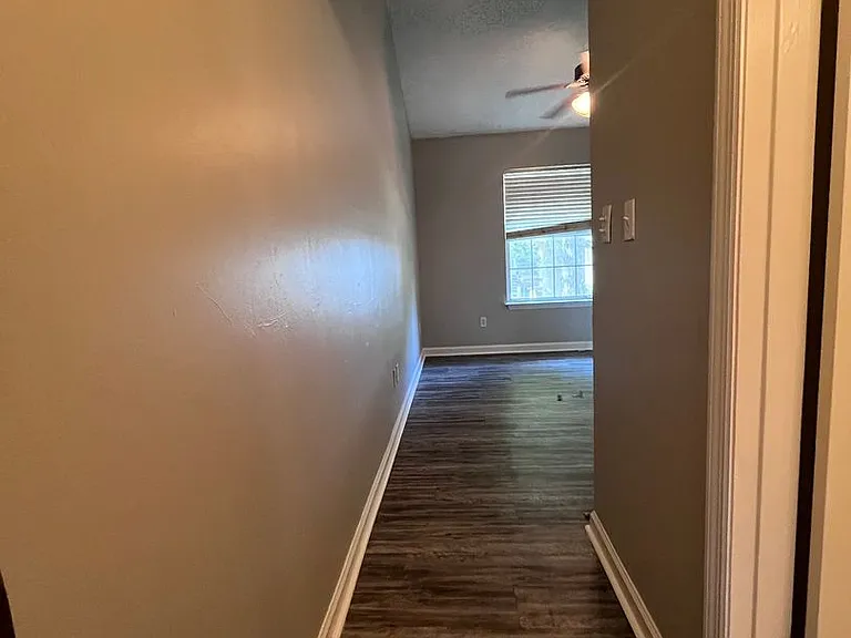 1707 S Calhoun St — Photo 10