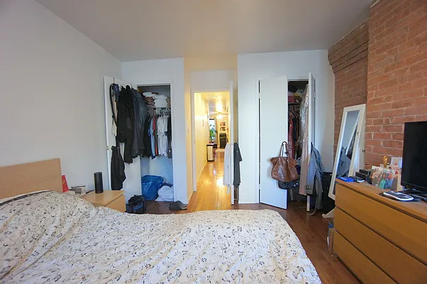 Rented by Compass | media 10