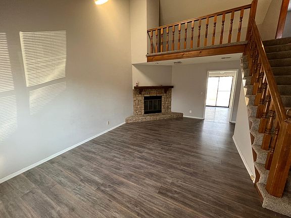 3rd image of 11751 Caenen St