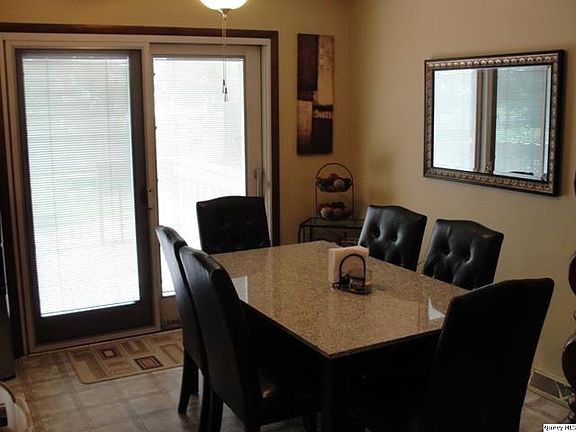 Home for Sale in Quincy, IL $123,900