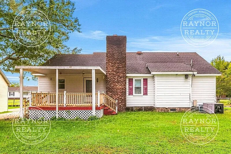 3 bed, 2.0 bath, 1416 sqft, $1,400 — Photo 2