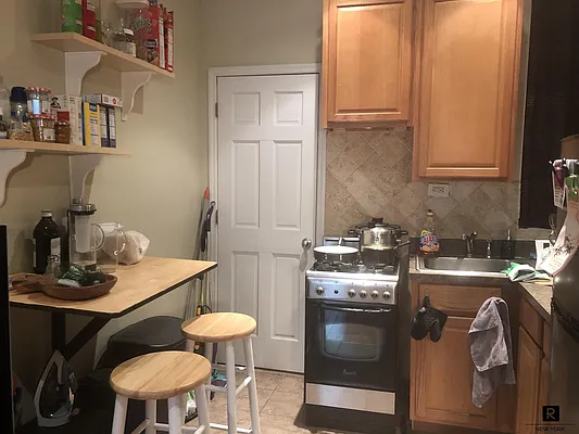 Rented by R New York | media 48