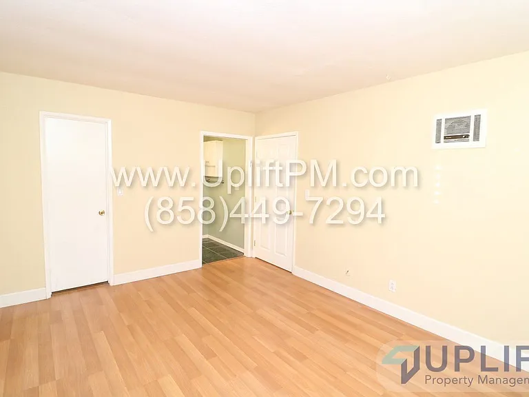 4734 35th St #1 — Photo 10