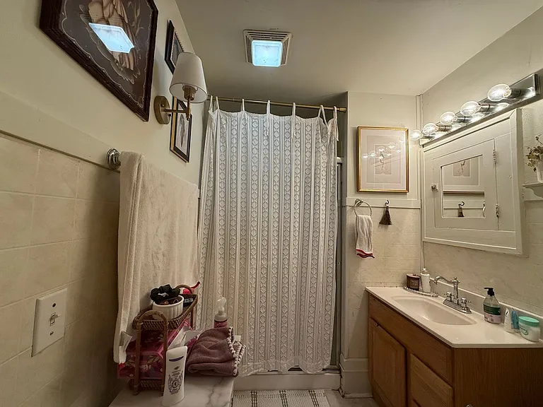 731 Rundell St — Photo 10