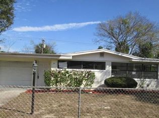 1165 Essex Rd, Daytona Beach, FL 32117