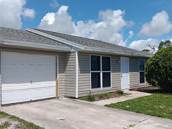 2nd image of 1886 SE Burgundy Ln