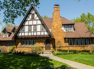 2347 Englewood Dr SE, East Grand Rapids, MI 49506