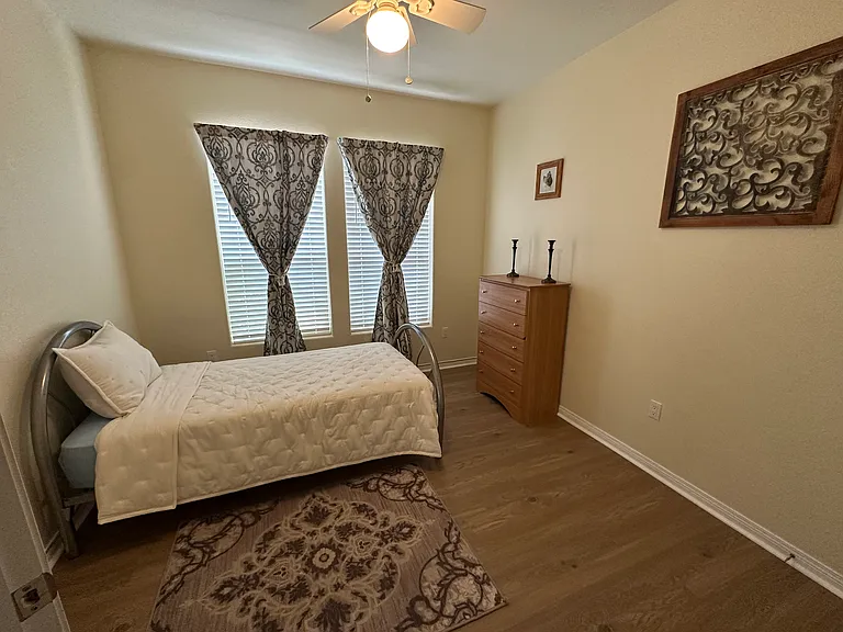 2901 Oakmont Ct — Photo 10