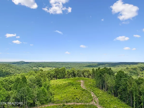 Nydeck Rd, Robbins, TN 37852