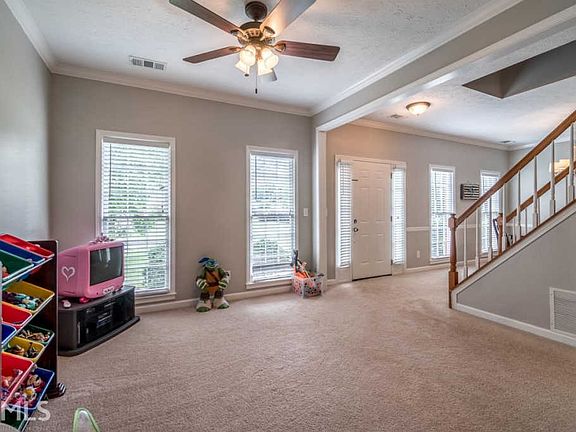 4th image of 900 Prestonwood Dr