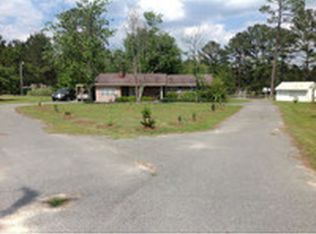 3854 County Farm Rd, Blackshear, GA 31516