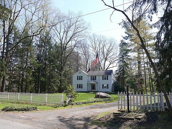 2nd image of 115 College Ln