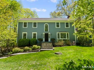 33 Topledge Road, Redding, CT 06896