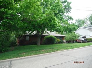 1805 Brenton Rd, Cambridge, OH 43725