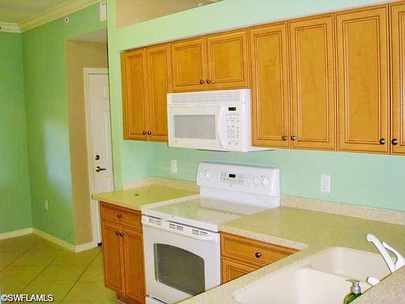 5th image of 19940 Barletta Ln Unit 1213