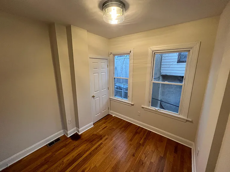 1346 S Markoe St — Photo 15