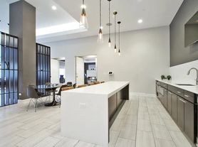 Midtown Square Apartments