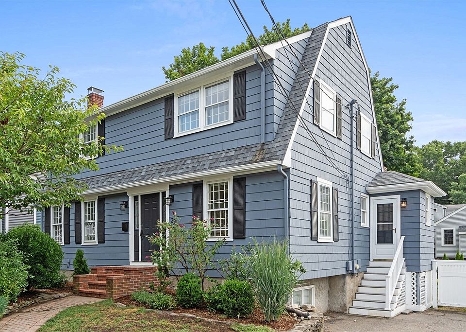1st image of 26 Hawthorn Ave