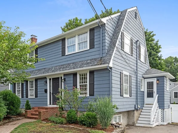 26 Hawthorn Ave, Needham, MA 02492