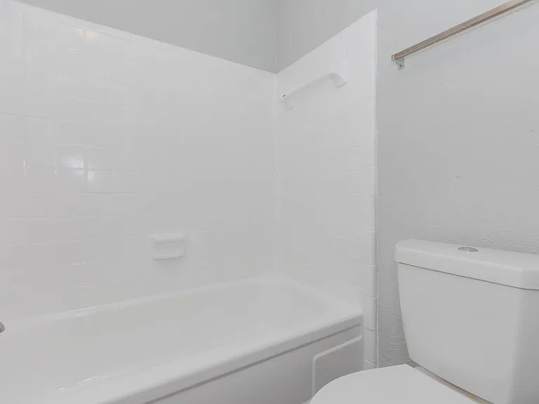 Galleria Flats Apartments — Photo 41