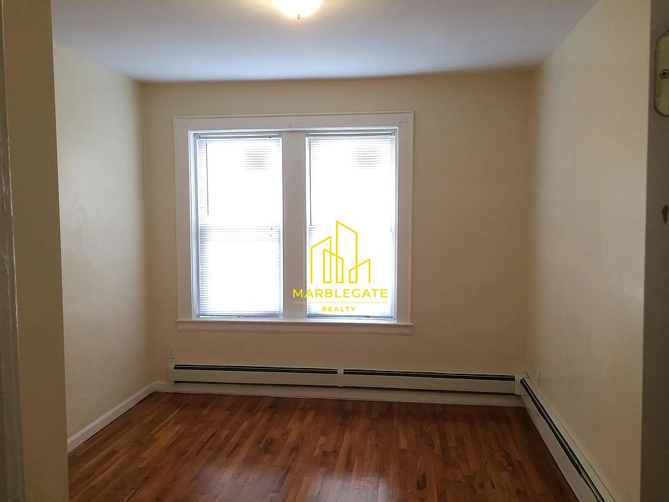 2nd image of 399 13th Ave #99