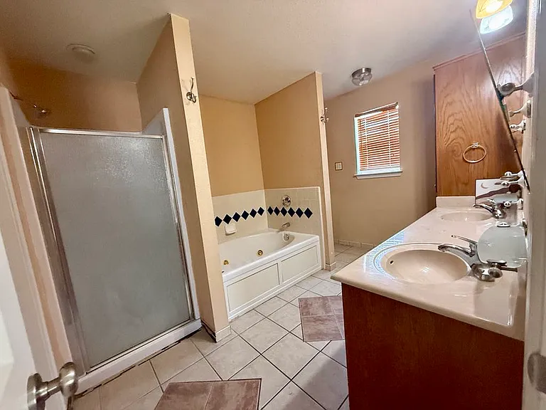 4006 Frigate Dr — Photo 21