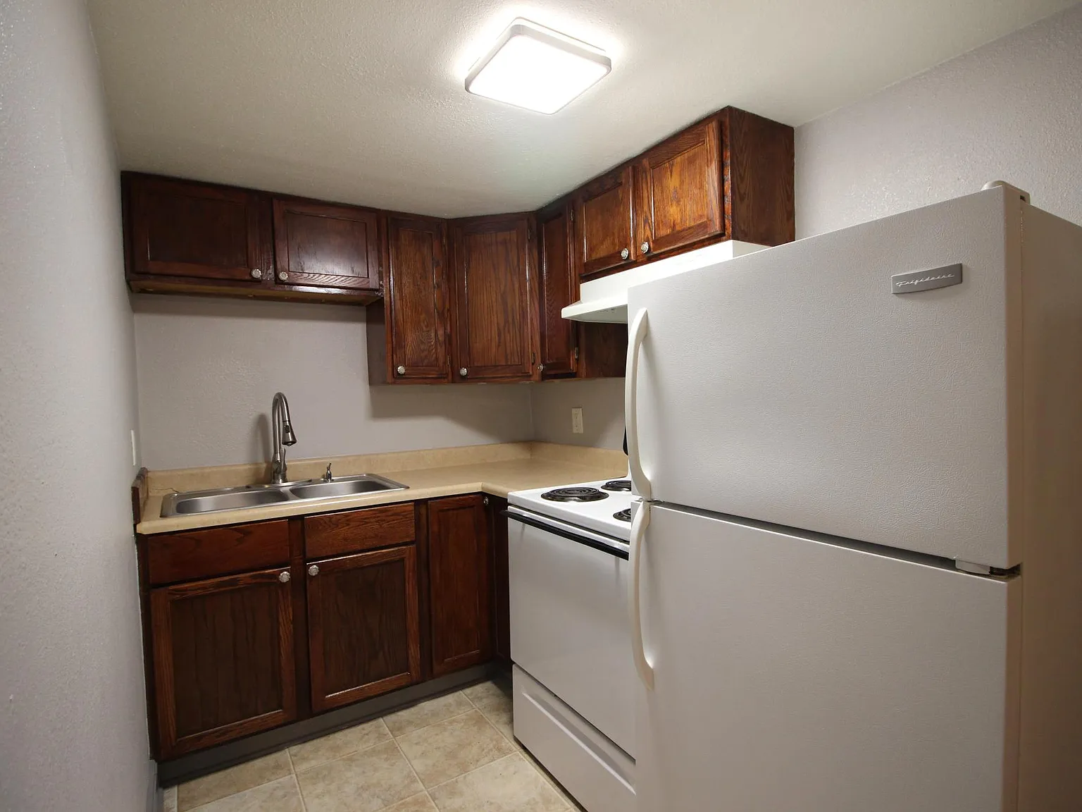 Studio, 450 sqft, $725 — Photo 4