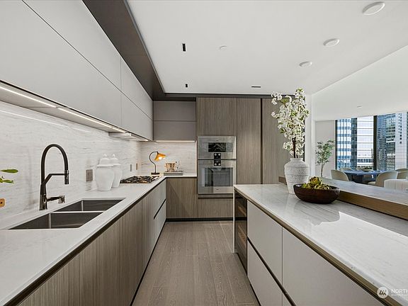 5th image of 838 103rd Avenue NE #1407