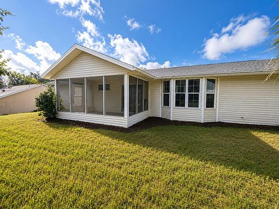 4th image of 8129 SW 117TH LOOP