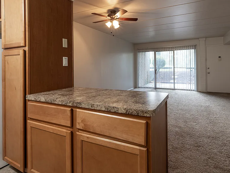 Woodside Terrace Apartments — Photo 44
