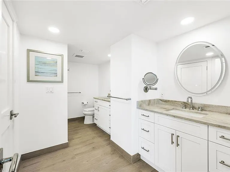 4041 Gulf Shore Blvd SW #902 — Photo 17