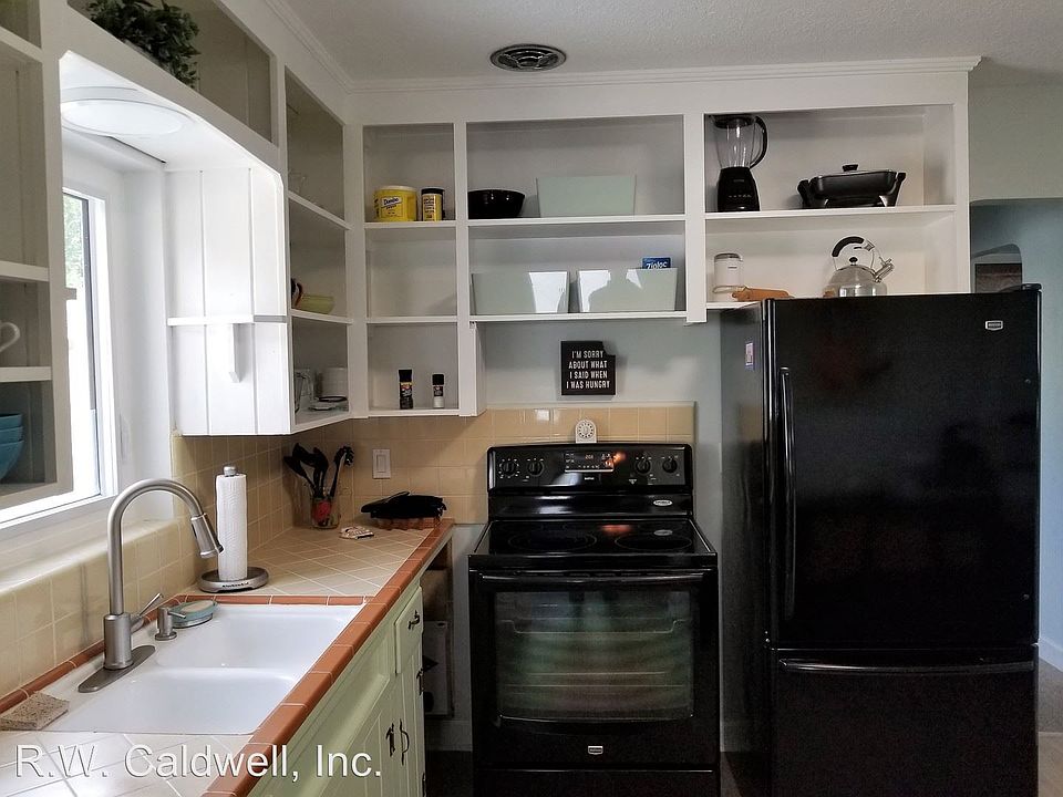 1st image of 2824 Tifton St S