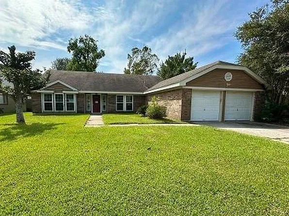 206 Goldenwood Dr, Slidell, LA 70461