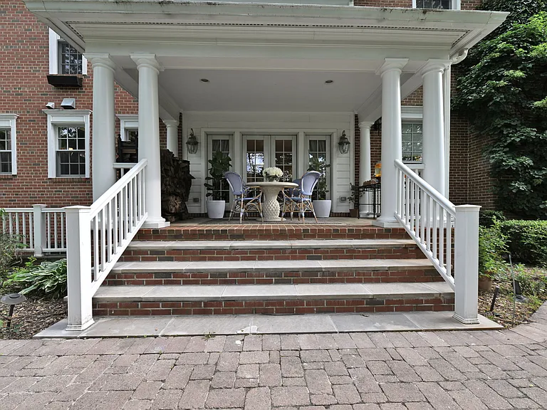 6907 Bradley Blvd — Photo 146