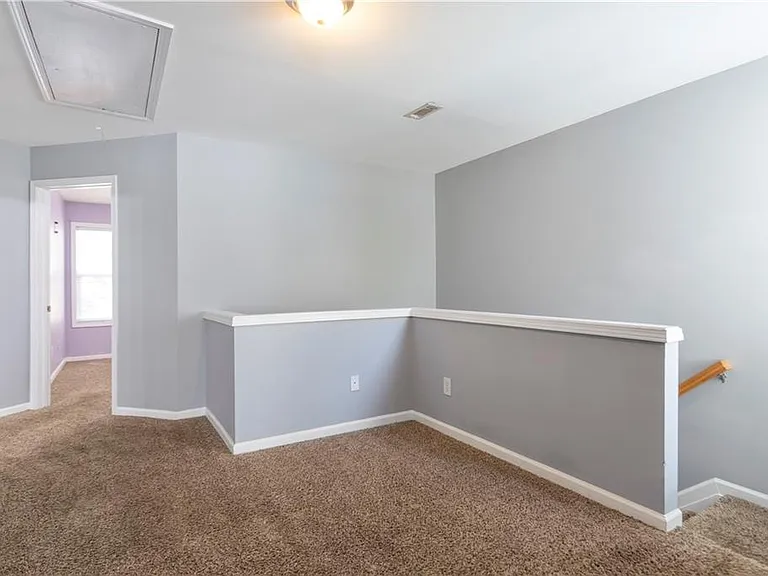 1126 Treymont Ln — Photo 13