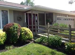 4735 Persimmon Ln, Brunswick, OH 44212