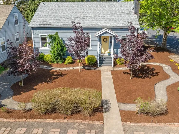 1333 NE Kirby St, McMinnville, OR 97128