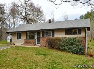 120 Sunset Hill Dr, Etowah, NC 28729
