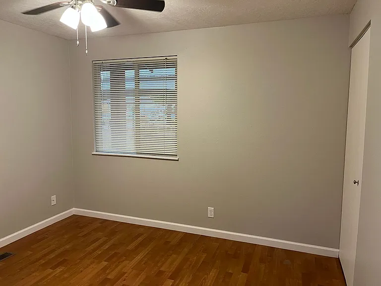 500 Jefferson St #8 — Photo 19