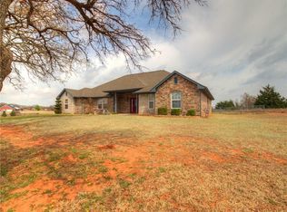 1847 Oakmont Dr, Blanchard, OK 73010