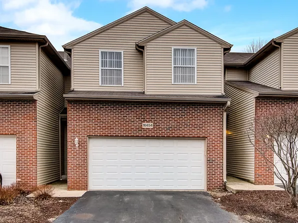 16454 W Willow Walk Dr, Lockport, IL 60441