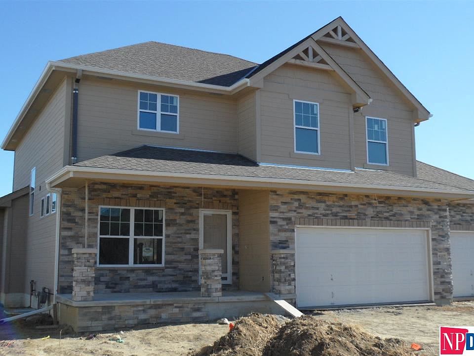 1st image of 6227 N 158 Avenue Cir