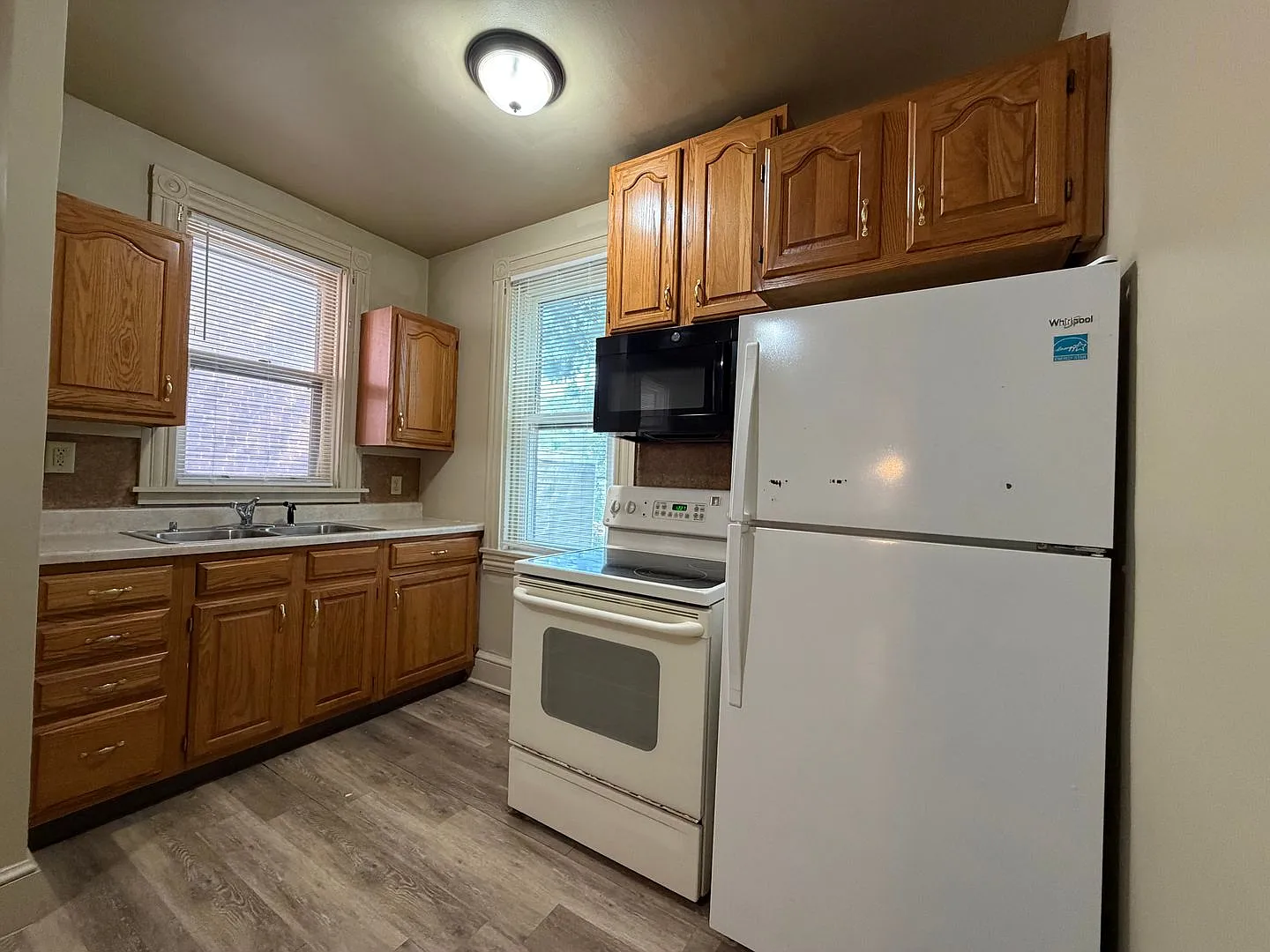 538 West Vine Street — Photo 4