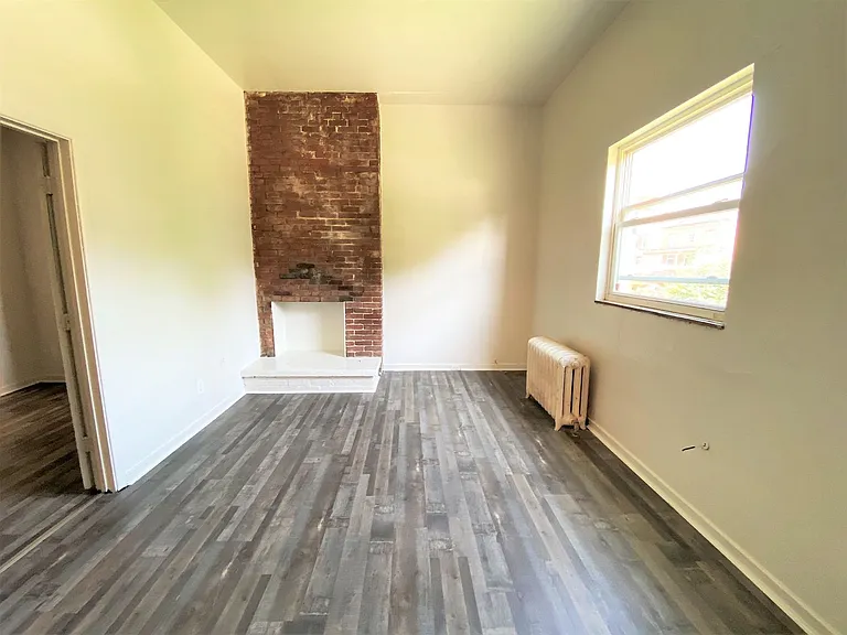Highland Park - Apartments For Rent In Pittsburgh — Photo 5