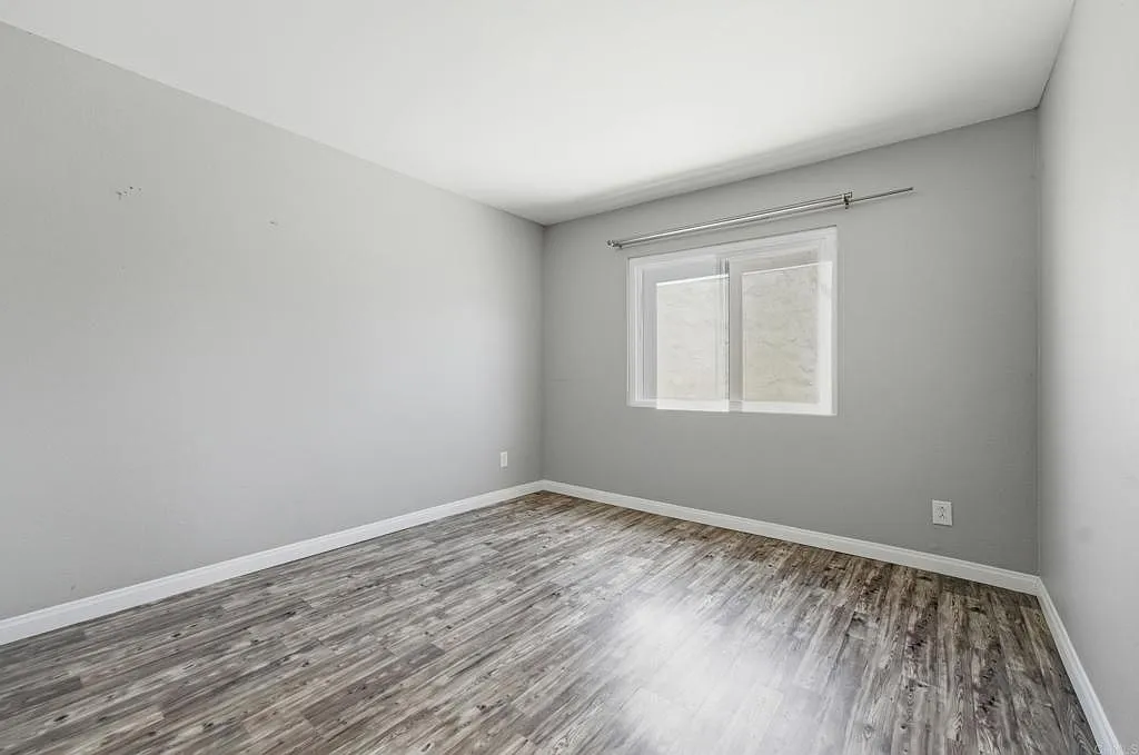 2 bed, 840 sqft, $3,400 — Photo 3