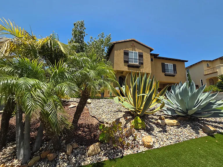 2819 Savannah Ct — Photo 4