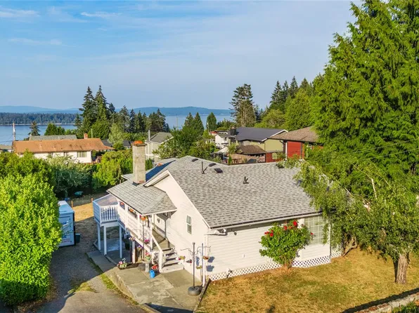 429 Davis Rd, Ladysmith, BC V9G 1V3