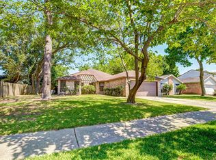 4234 Wickstone Ln, Houston, TX 77014